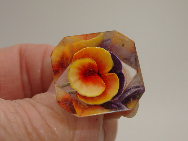 Vintage 1950s Lucite Pansy Screw Back Earrings | Multicolor Inlay