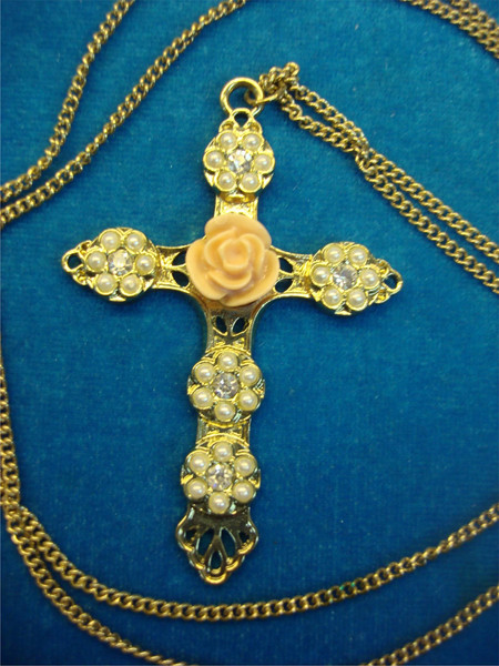 24 Vintage Cross Pendants & Necklaces - Unique Estate Collection