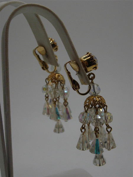 Glamorous Vintage 1970s Aurora Borealis Crystal Chandelier Dangle Earrings (Clip-on)