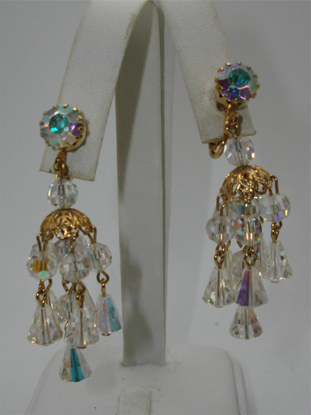 Glamorous Vintage 1970s Aurora Borealis Crystal Chandelier Dangle Earrings (Clip-on)