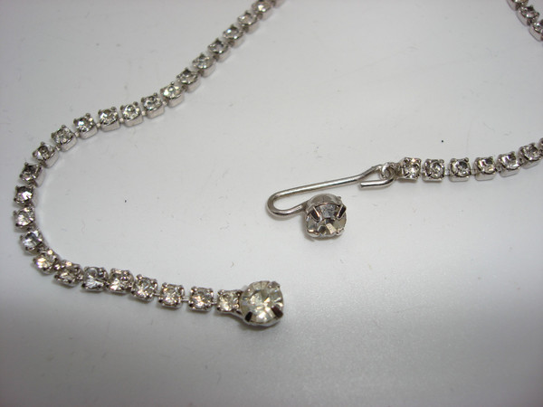 Sparkling Vintage Rhinestone Choker & Earrings Set (1960s-70s) - Clear Blue Silver