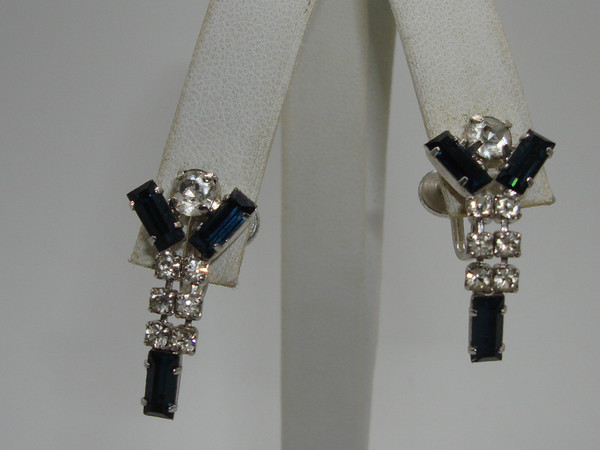 Sparkling Vintage Rhinestone Choker & Earrings Set (1960s-70s) - Clear Blue Silver