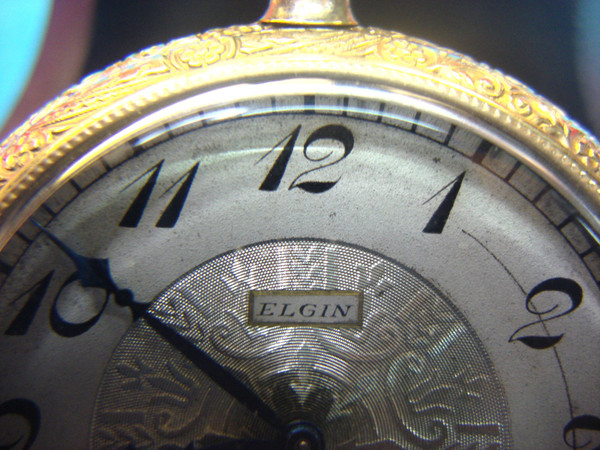 Vintage Elgin Class 114 Open Face Pocket Watch, Gold Filled Case (1924) - 7 Jewel Movement