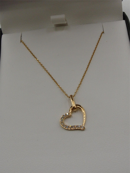 14K Gold Heart Diamond Pendant Necklace - Elegant & Sparkling