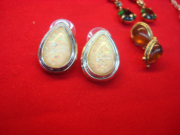 7 Pairs Vintage Teardrop Earrings - Excellent Condition, Under $4 Each