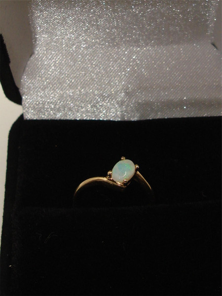 Radiant 10K Gold Fiery Opal Ring (Size 3.5) - Approx. 1/4 Carat