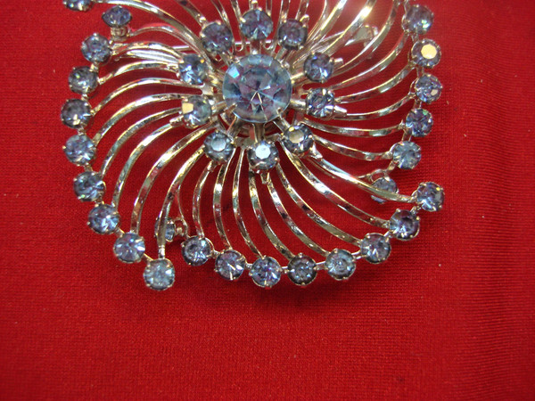 Vintage Starburst Brooch - Light Blue Rhinestones, 2 Inch Diameter, Excellent Condition