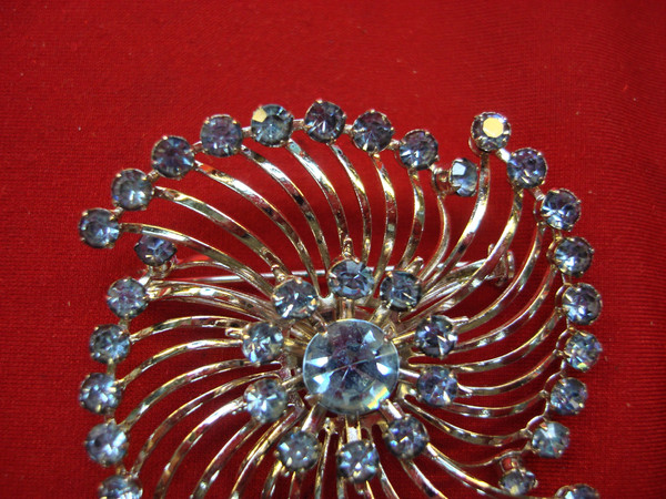 Vintage Starburst Brooch - Light Blue Rhinestones, 2 Inch Diameter, Excellent Condition