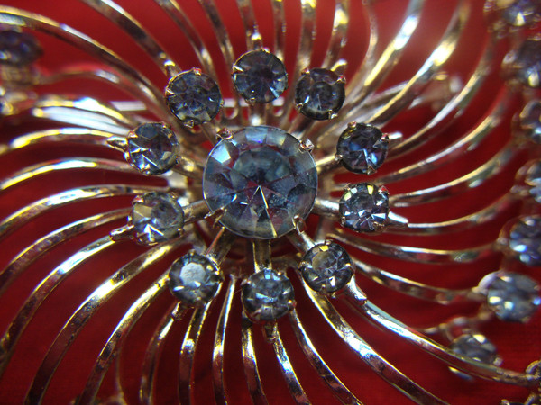 Vintage Starburst Brooch - Light Blue Rhinestones, 2 Inch Diameter, Excellent Condition