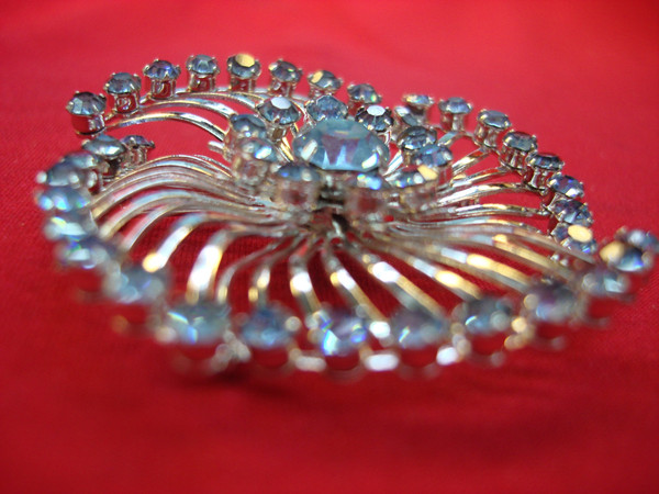Vintage Starburst Brooch - Light Blue Rhinestones, 2 Inch Diameter, Excellent Condition