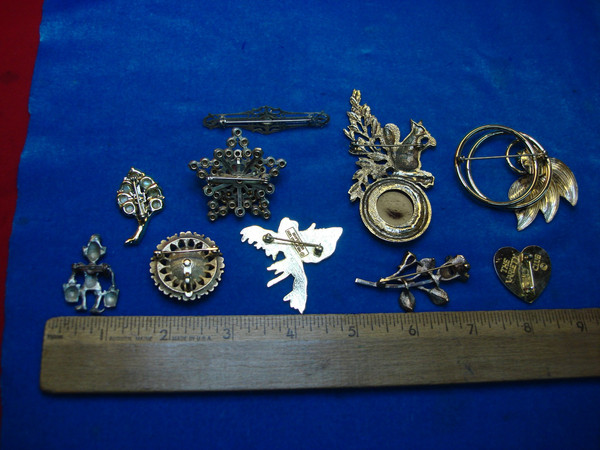 Vintage Estate Jewelry Pin Lot of 10 - Unique & Collectible Costume Pins