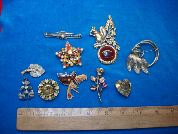 Vintage Estate Jewelry Pin Lot of 10 - Unique & Collectible Costume Pins