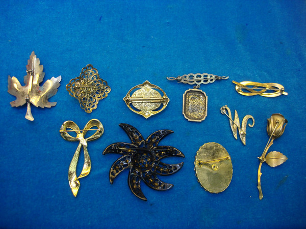 Vintage Estate Jewelry Pin Lot of 10 - Unique & Usable Costume Pins