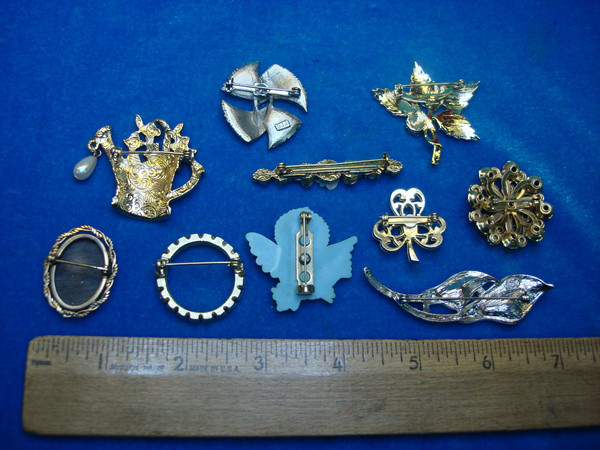 Vintage Costume Pin Lot of 10 - Unique Retro Designs & Collectible Finds