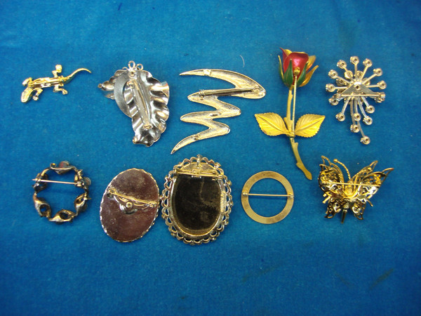 Estate Jewelry Collection: 10 Unique Costume Pins - Vintage & Collectible
