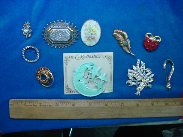 Vintage Costume Pin Lot of 10 - Unique Designs & Collectible Treasures