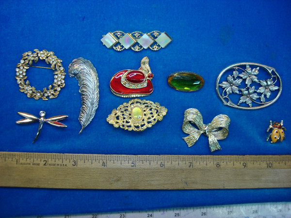Vintage Costume Pin Collection (10-Piece Lot) - Unique & Usable Pins