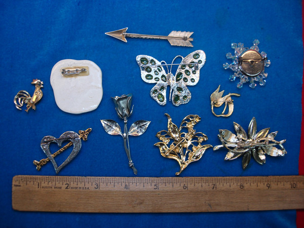 Vintage Costume Pins (10 pc Lot) - Unique & Collectible Enamel Brooches