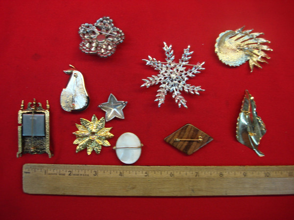 10 Unique Vintage Costume Pins - Lot of Assorted Designs & Styles