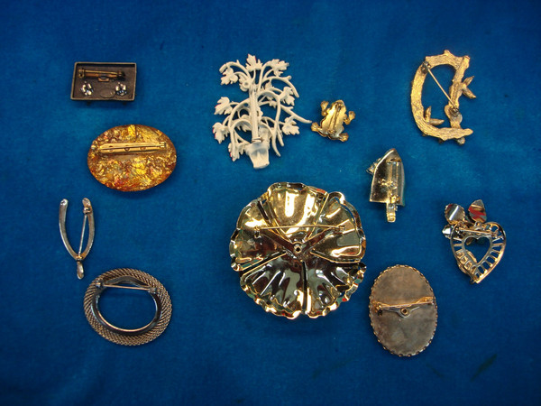 Estate Jewelry Lot of 10 Unique Costume Pins - Vintage Pin Collection