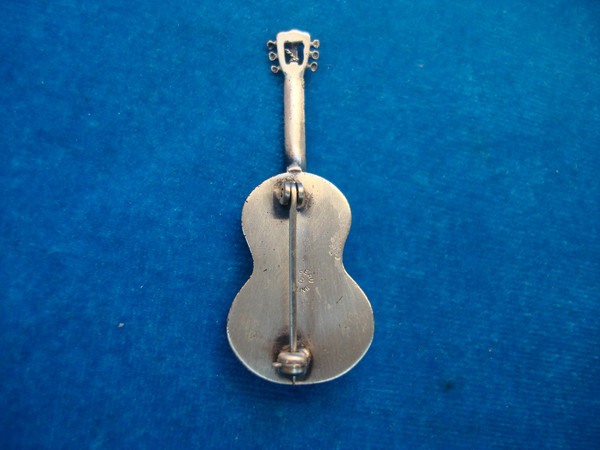 Vintage Beau Sterling Silver Folk Guitar Pin - Unique Musical Jewelry