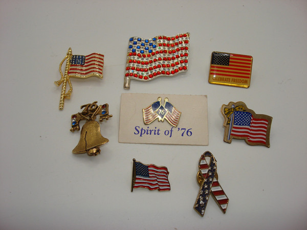 Vintage American Flag Pin Set (8-Piece) - Patriotic Collectible Pins with Rhinestones