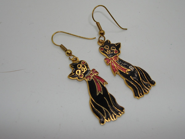 Vintage Black Enamel Cat Dangle Earrings | Gold Tone, 2 Inch