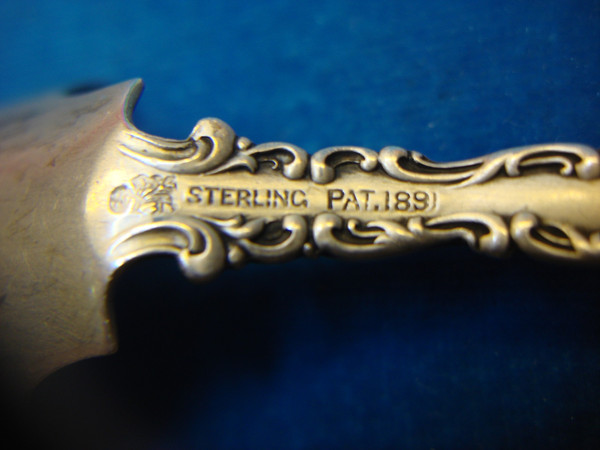 Vintage Whiting 1891 Louis XV Sterling Silver Cheese Scoop (6