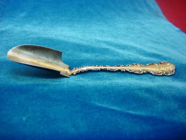Vintage Whiting 1891 Louis XV Sterling Silver Cheese Scoop (6