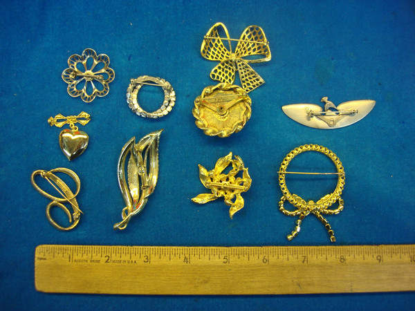 Vintage Costume Pin Collection - 10 Unique Pins, Estate Jewelry Lot