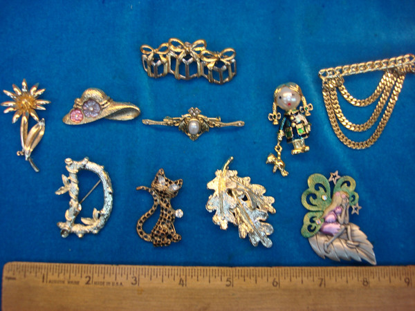 Estate Jewelry Lot of 10 Unique Costume Pins - Vintage Style, Collectible Accessories