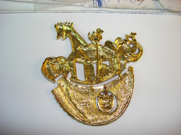 Vintage Don-Lin Enamel Noah's Ark Animal Pin - Rare 1970s Collectible