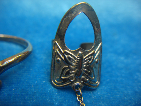 Vintage Silver-Tone Slave Ring Set with Simulated Diamond & Butterfly Accent, Size 6