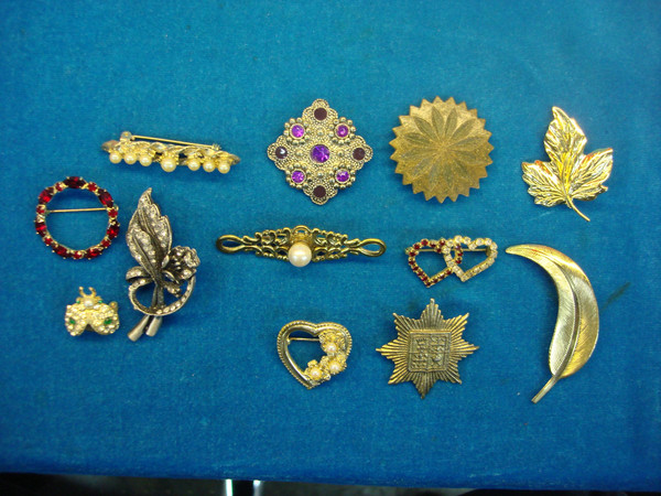Vintage Costume Pin Lot of 12 - Unique & Usable Designs - Estate Jewelry