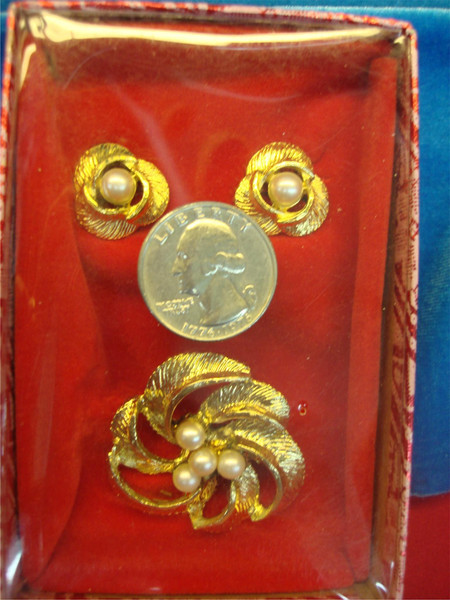 Vintage Simulated Pearl Pin & Clip-On Earrings Set - Estate Find in Original Box