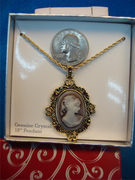 Authentic Vintage Cameo Pendant Necklace | 14K Gold, New in Original Box
