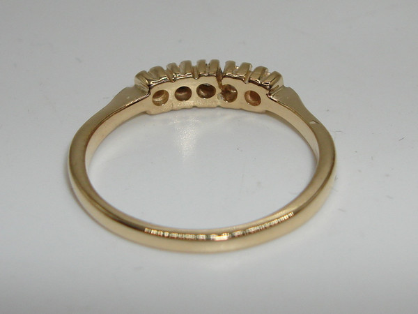 14K Gold Diamond Band Ring - 1/10ctw, Size 6.5 (G/H, SI2)