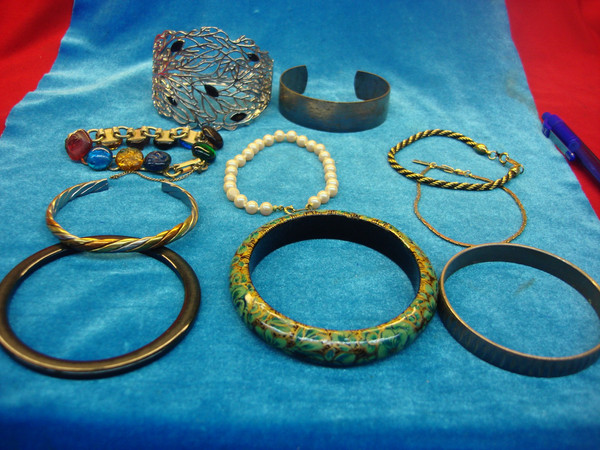 Estate Find! 10 Unique Costume Bracelets Lot - Vintage Style #24