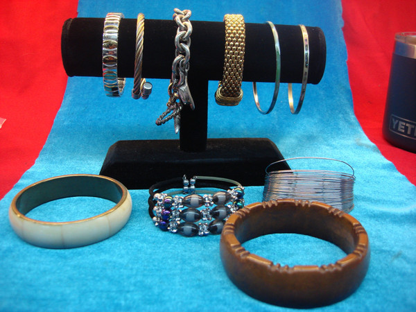 Estate Collection - 10 Vintage Costume Bracelets Lot #93