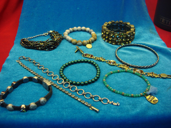 Estate Collection: 10 Vintage Costume Bracelets - Unique Styles & Flair