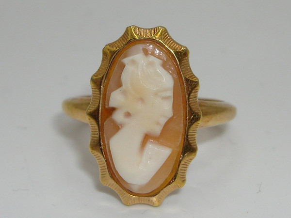 Vintage Coventry 1/20 Gold Filled Shell Cameo Ring - Size 5 1/4