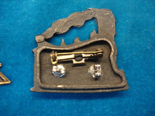 Vintage Steam Locomotive Pin Set of 3 - Includes Stud Earrings!