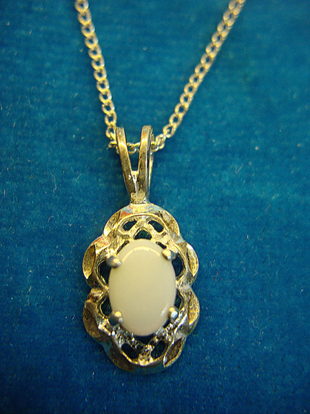 Sterling Silver Opal Jewelry Set (Ring, Studs & Necklace) - Size 9