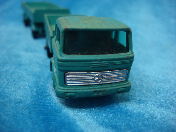 Vintage Matchbox Lesney No. 47C, 1E & 2D Truck Trio - Tipper, Mercedes Truck & Trailer