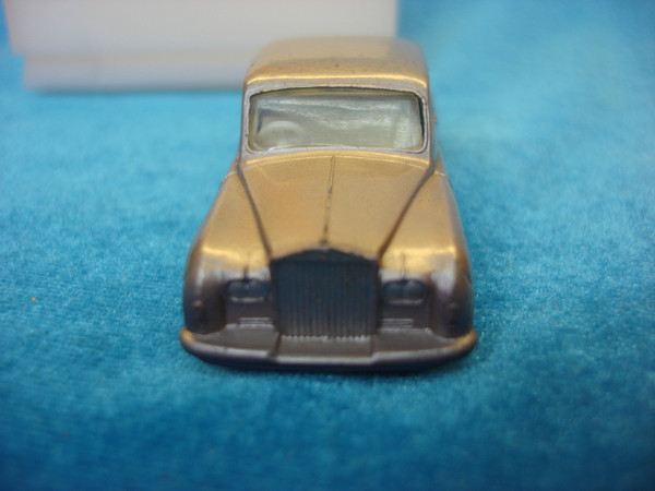 Vintage 1964 Matchbox Lesney No. 44B Rolls Royce Phantom V - Mild Playwear