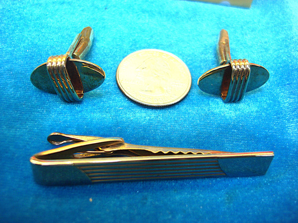 Vintage Hickok Gold-Tone Cufflinks & Tie Clip Set - Excellent Condition #59