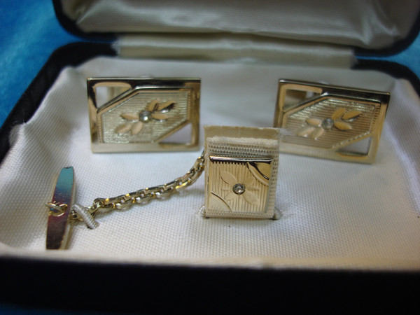 Vintage Gold-Tone Cufflinks & Tie Tac Set with Simulated Diamonds - Brand New