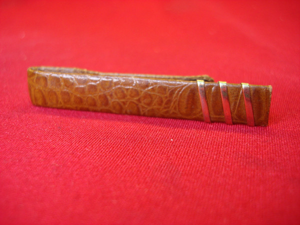 Vintage Alligator Hide Tie Clip - Gold Tone Metal Accent, 2.5 Inches