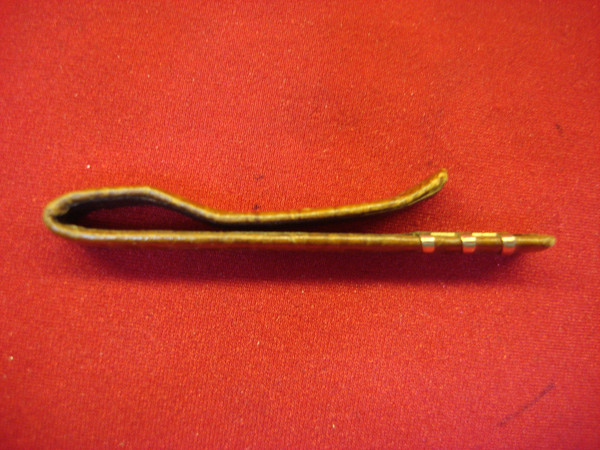 Vintage Alligator Hide Tie Clip - Gold Tone Metal Accent, 2.5 Inches