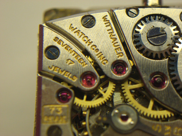 Vintage Wittnauer Wristwatch - 10K GF Case, 17 Jewel Movement - Unique Styling
